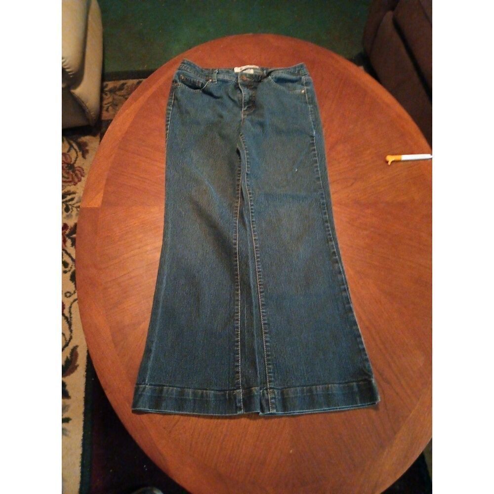 (1093) Faded Glory Classic Denim Jeans - Size: 10 Petite